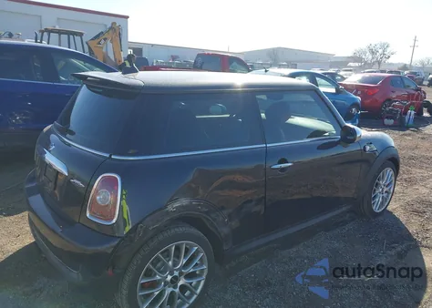 2009 Mini John Cooper Works from USA, damaged, VIN WMWMF93509TF96895